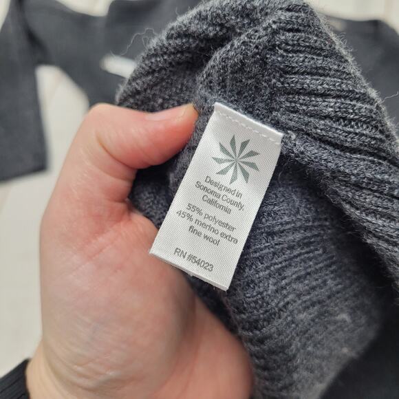 Athleta Hanover merino wool gray knit sweater long V neck - Picture 6 of 10